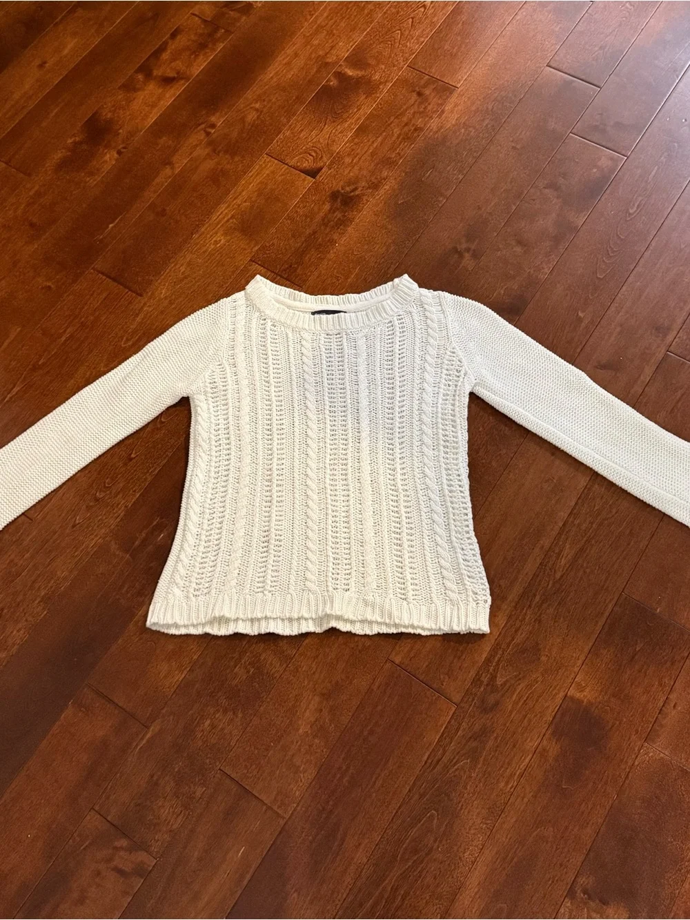 GAP Ivory Cable Knit Crewneck Sweater